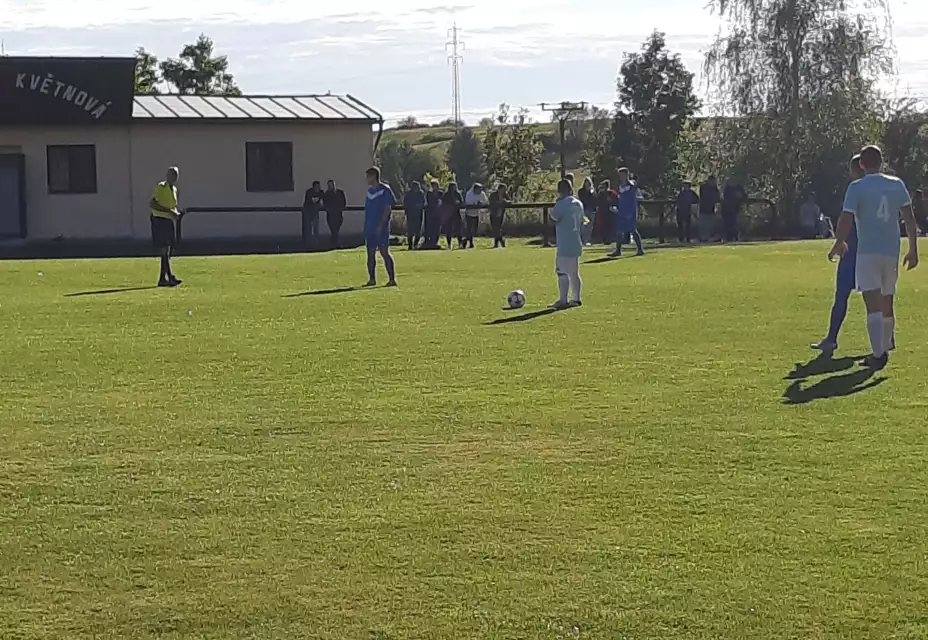 5. kolo FK OSTROV "B" - SLAVOJ KYNŠPERK 1-2pp