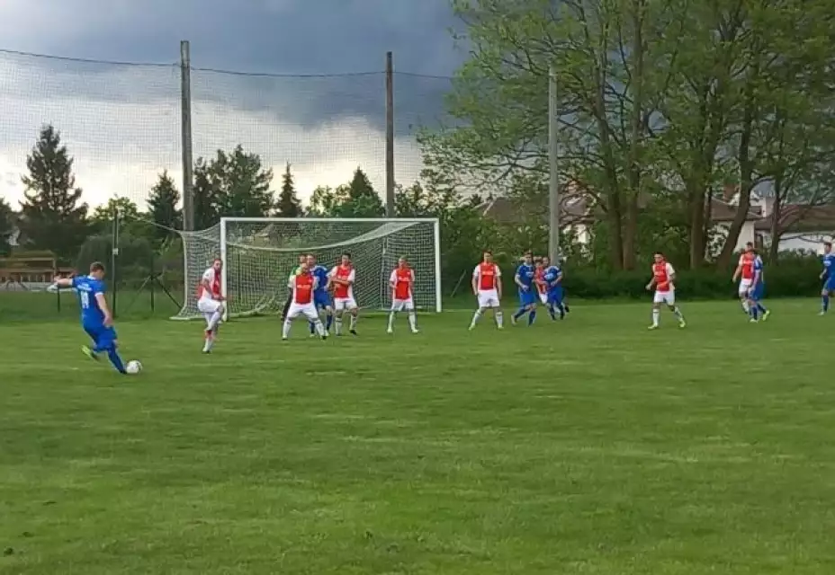 AJAX KOLOVÁ - SLAVOJ KYNŠPERK 5-4 (2:1)