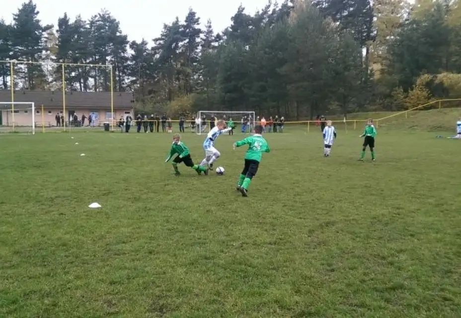 BANÍK HABARTOV - SLAVOJ KYNŠPERK 1:11 (0:6)