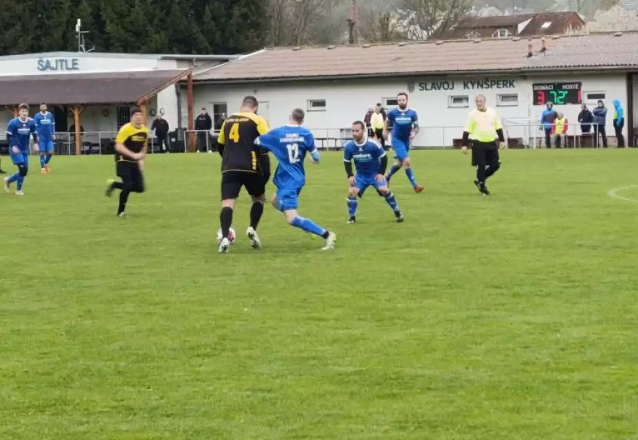 SLAVOJ KYNŠPERK - TATRAN TŘI SEKERY 5-1 (2:1)