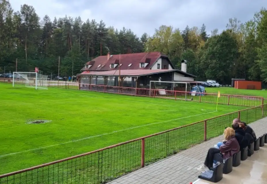 SK D.RYCHNOV - SLAVOJ KYNŠPERK 6-1 (3:0)